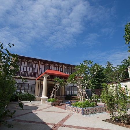 Jawi Peranakan Mansion Джорджтаун Экстерьер фото