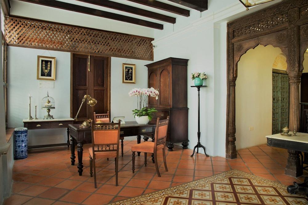 Jawi Peranakan Mansion Джорджтаун Экстерьер фото
